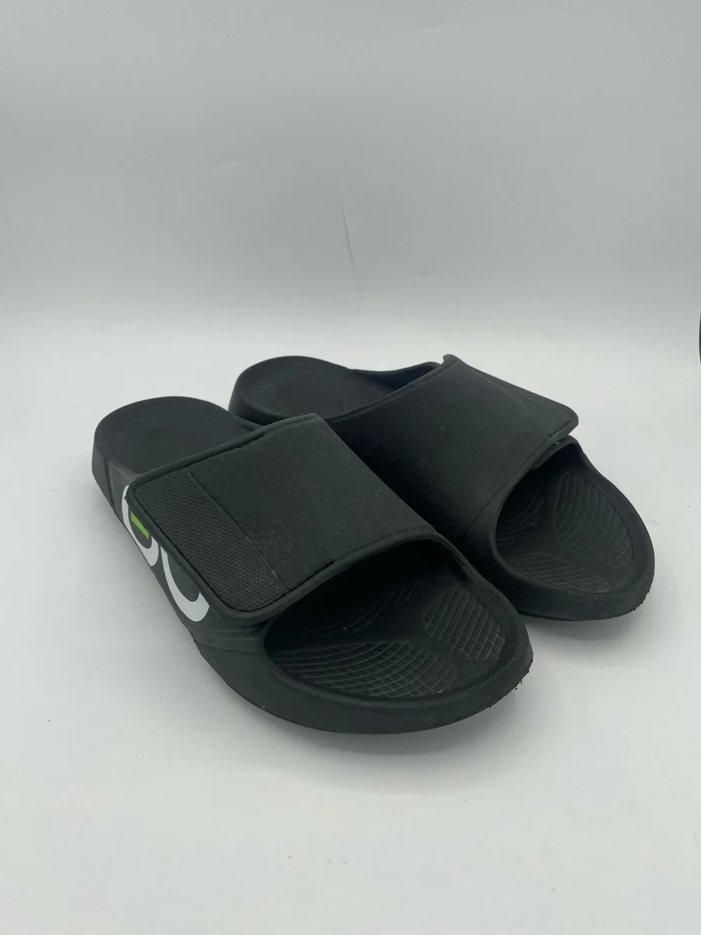 OOFOS OOahh Sport Flex Recovery Slides Men’s 9